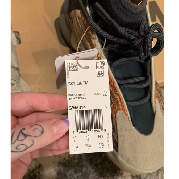 Yeezy Quantum ‘Flash Orange’ - Picture 3 of 5